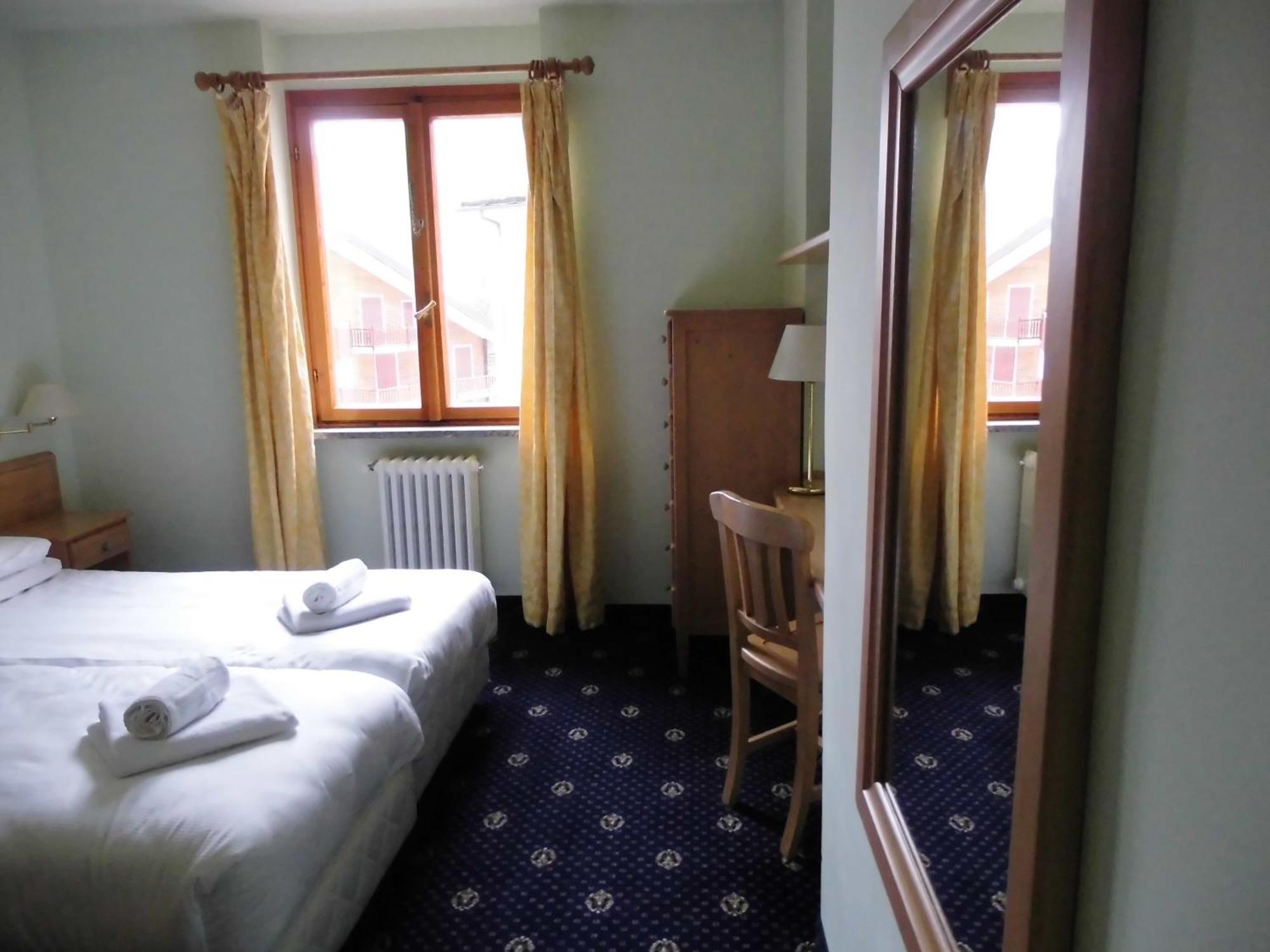 Hotel Residence Valverde Gressoney-la-Trinité Екстериор снимка