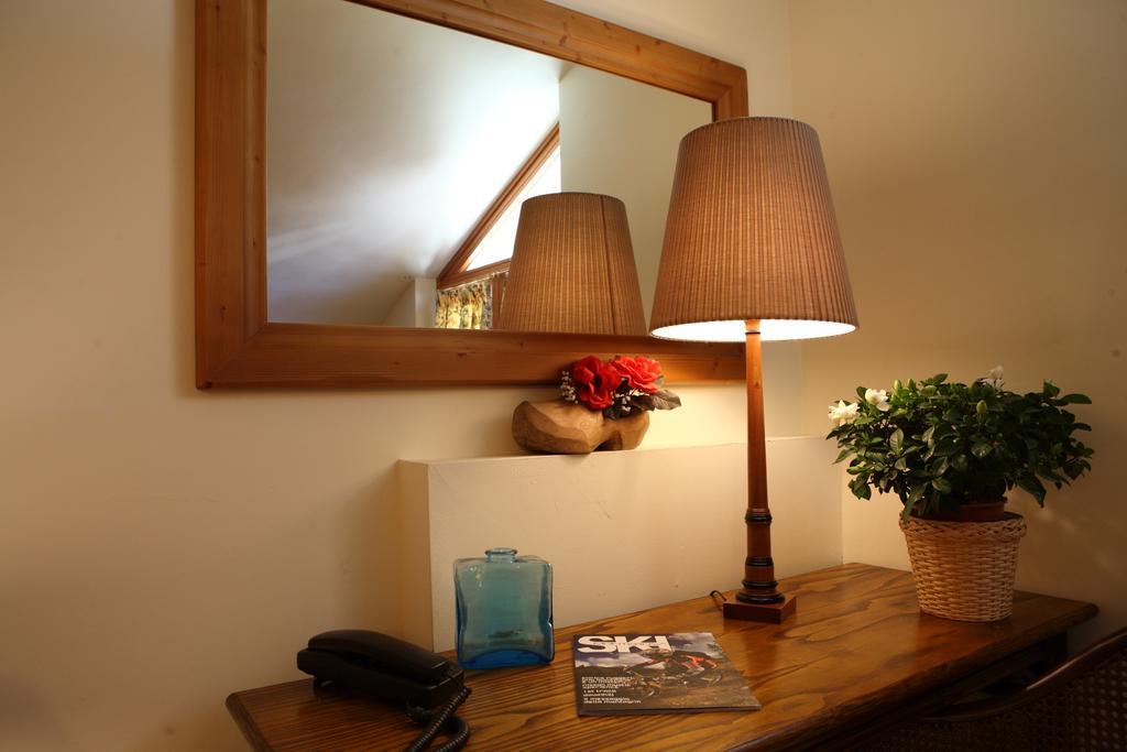 Hotel Residence Valverde Gressoney-la-Trinité Екстериор снимка